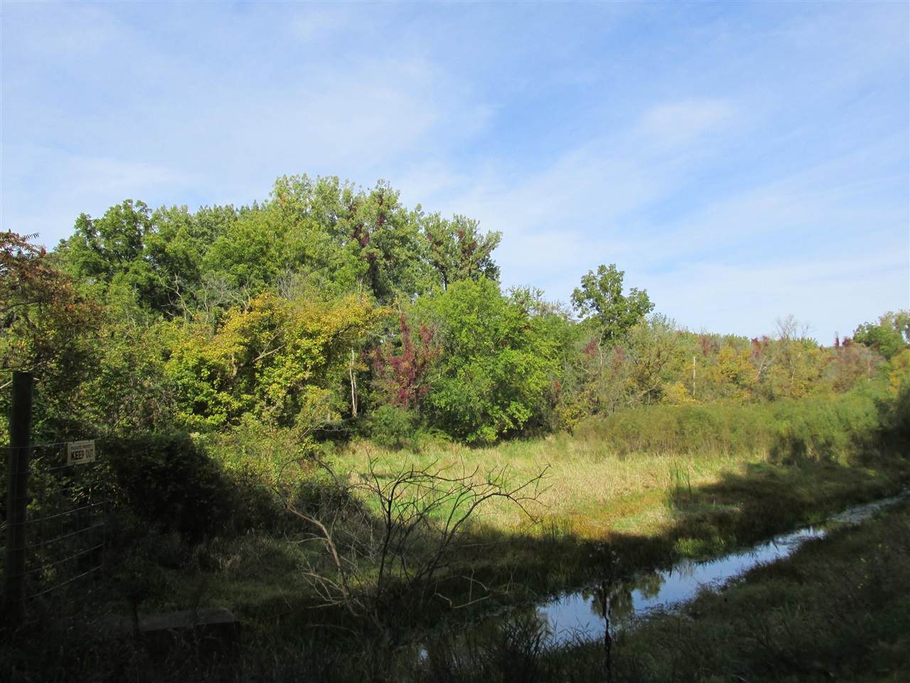 600 East - Photo 1