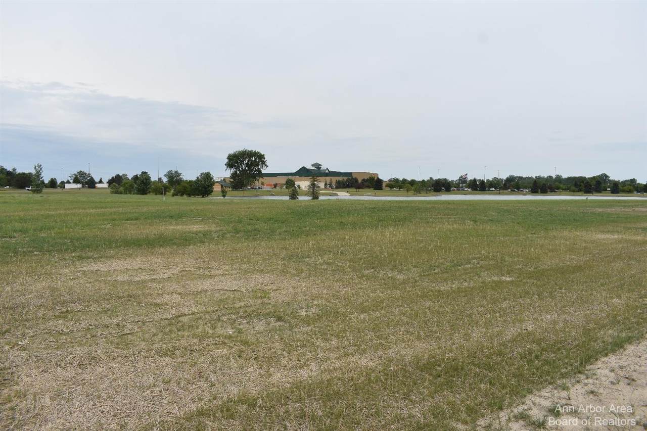 16488 Tecumseh - Photo 1