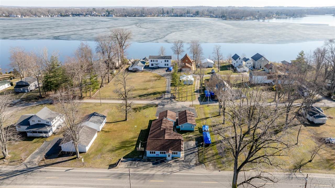 5575 Paw Paw Lake - Photo 1