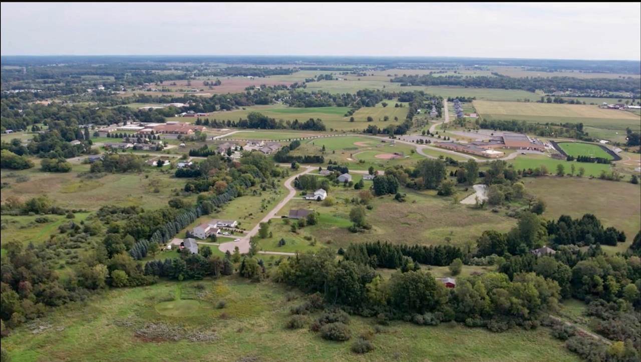 VL Pinewood - Photo 1