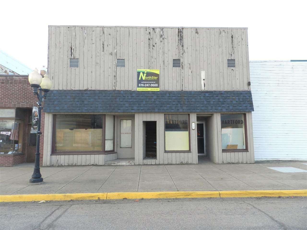 10 Main - Photo 1