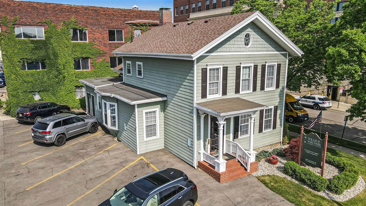 400 Jackson - Photo 1