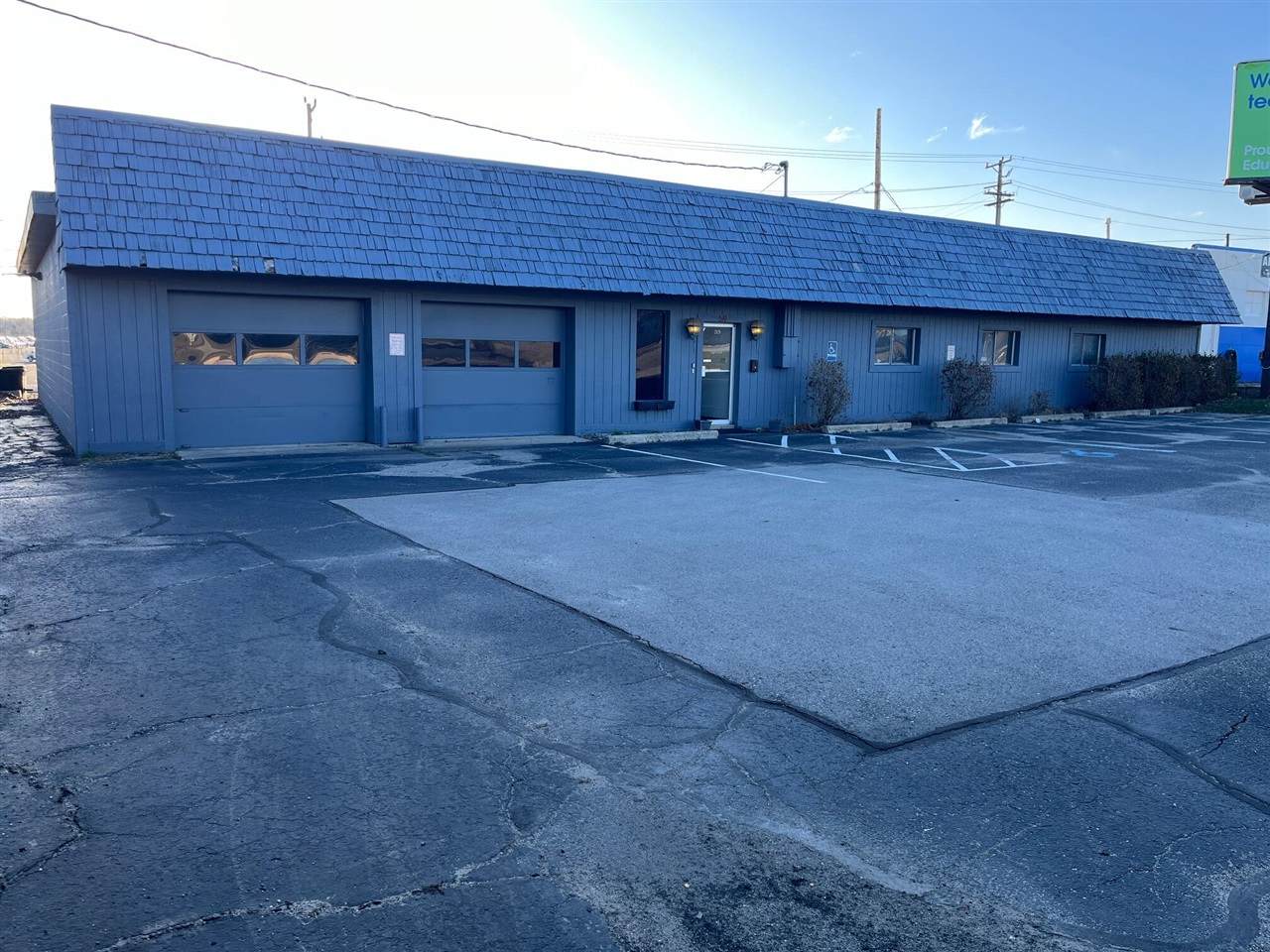 59 Ecorse - Photo 1