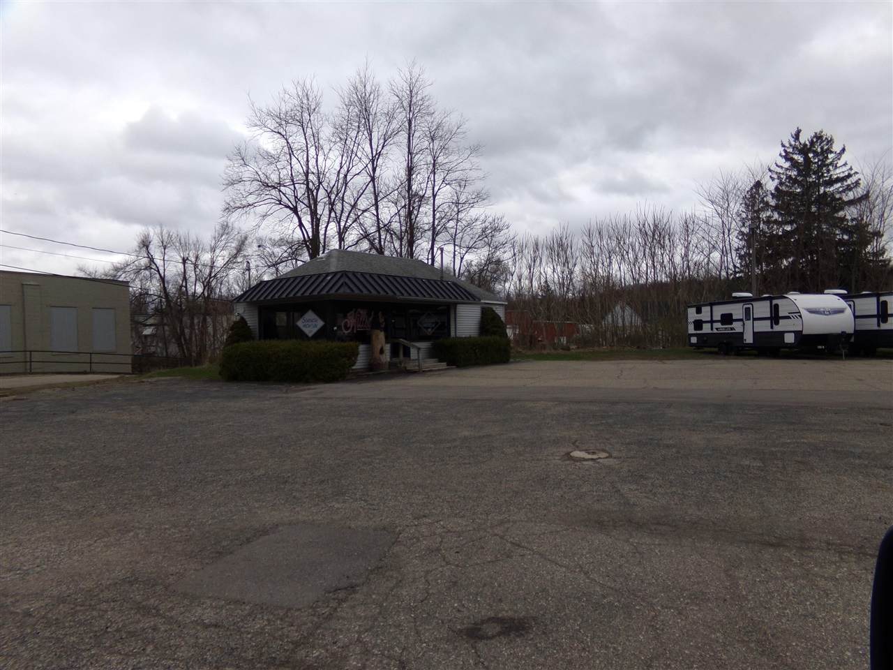 96 Carleton - Photo 1