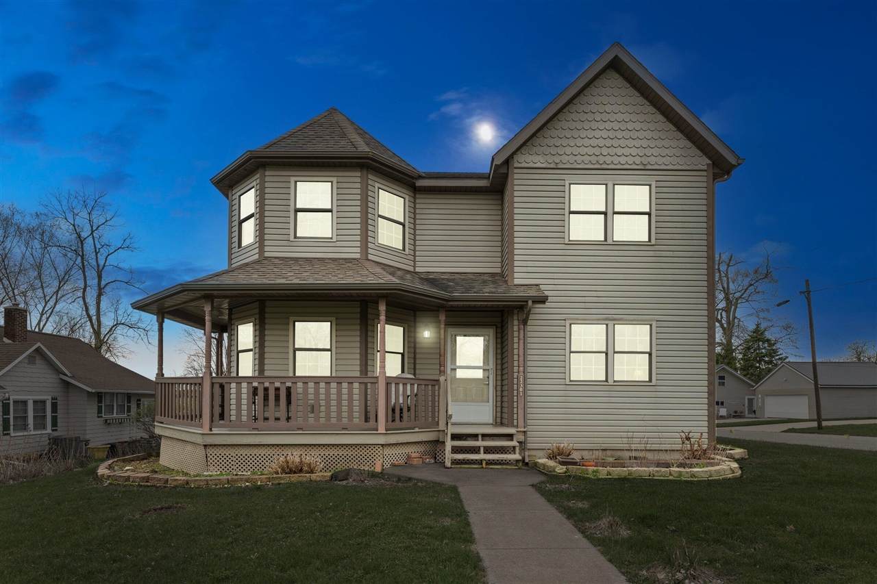 22301 Forest Ave - Photo 1