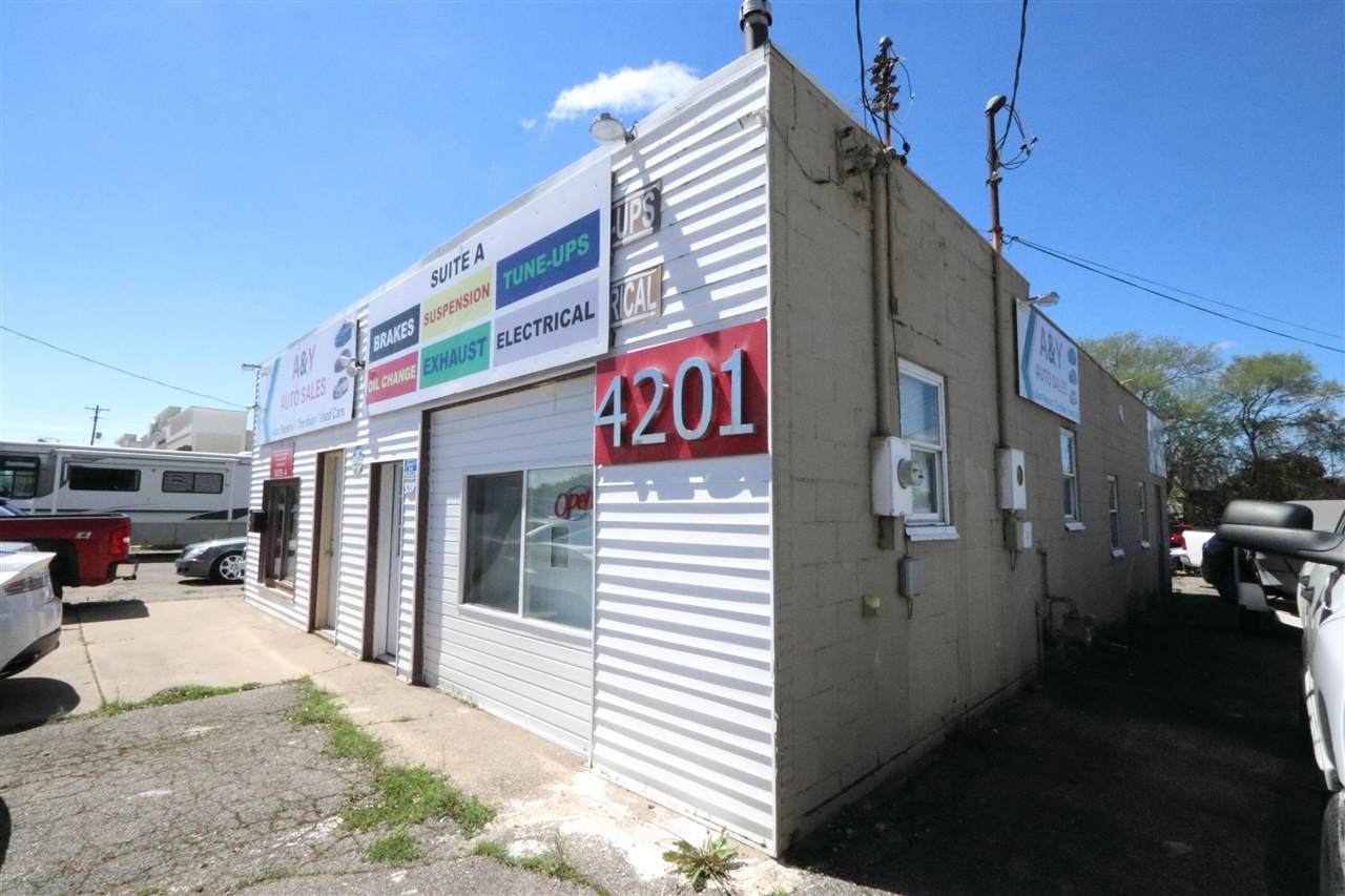 4201 Division - Photo 1