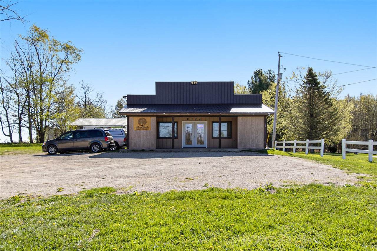 1055 32nd - Photo 1