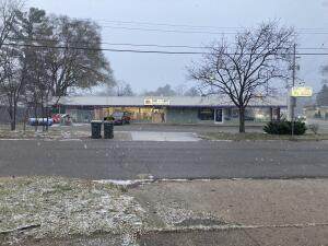 1370 Michigan - Photo 1