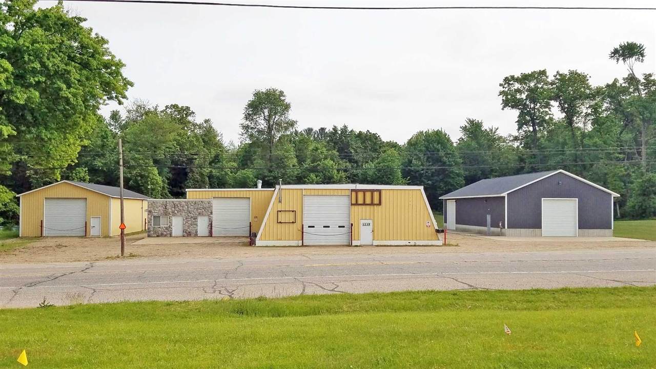 1229 Lincoln - Photo 1