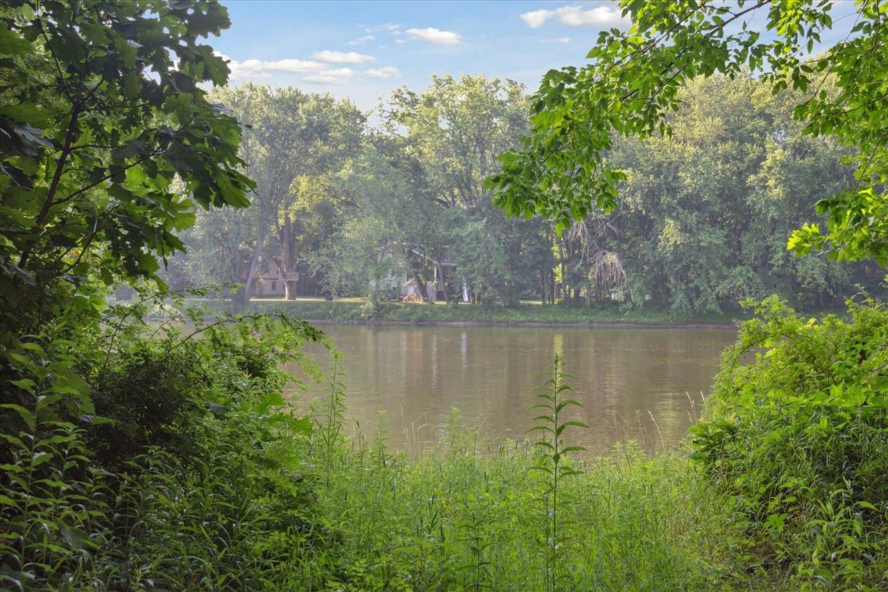 5904 West River - Photo 1