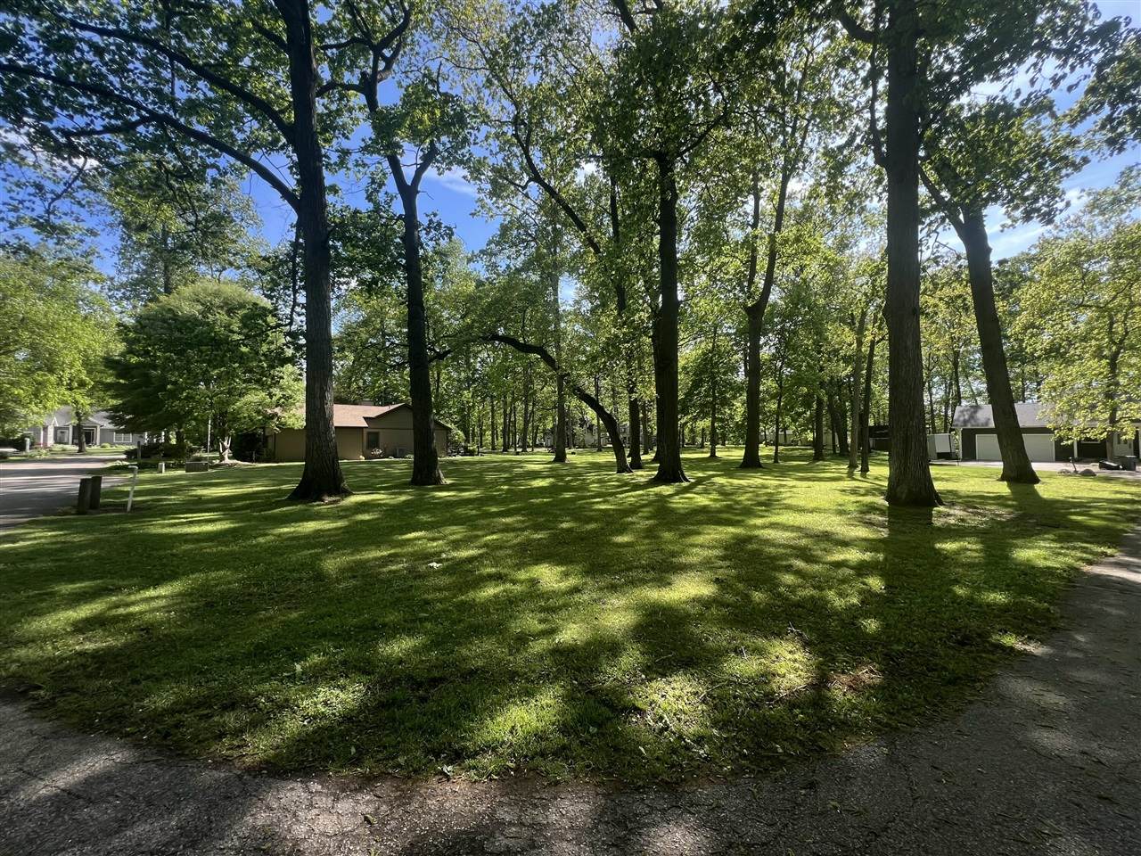 0 White Oaks - Photo 1