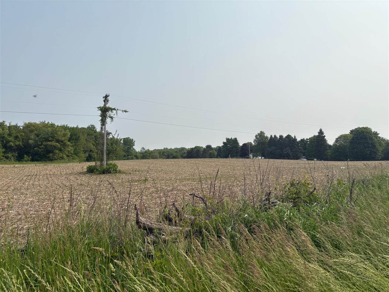 East U - Photo 1