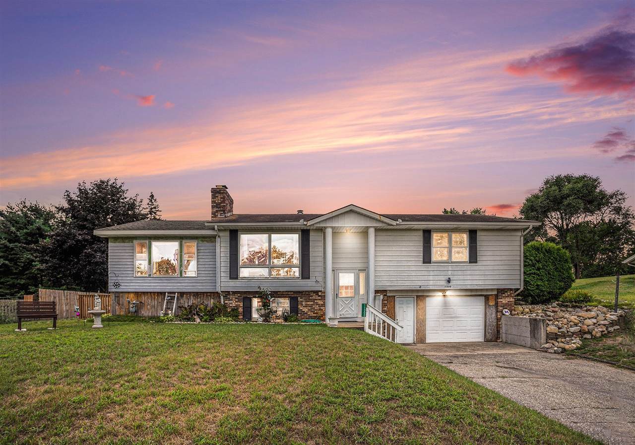 11300 Elizabeth - Photo 1