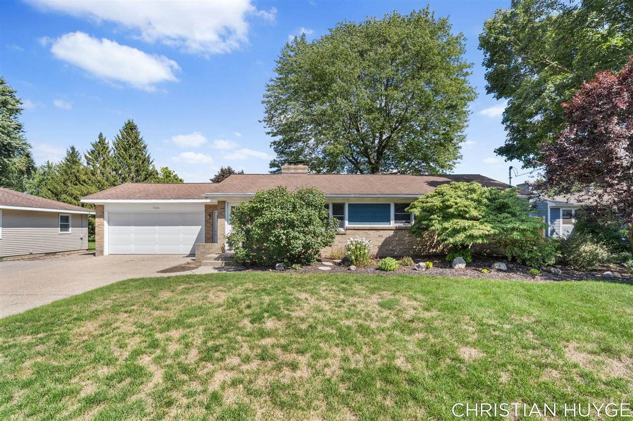 7126 Willard - Photo 1