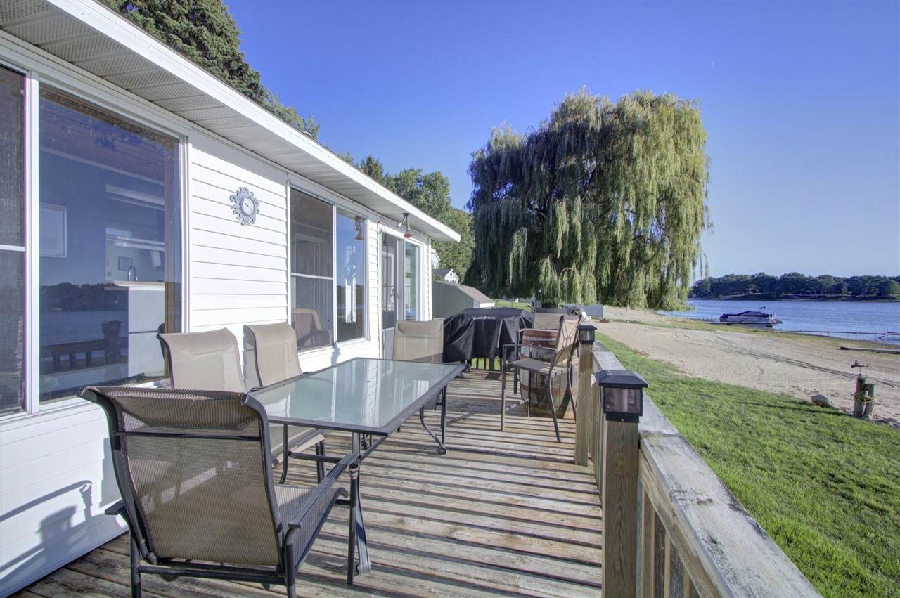 2761 Johnson - Photo 1