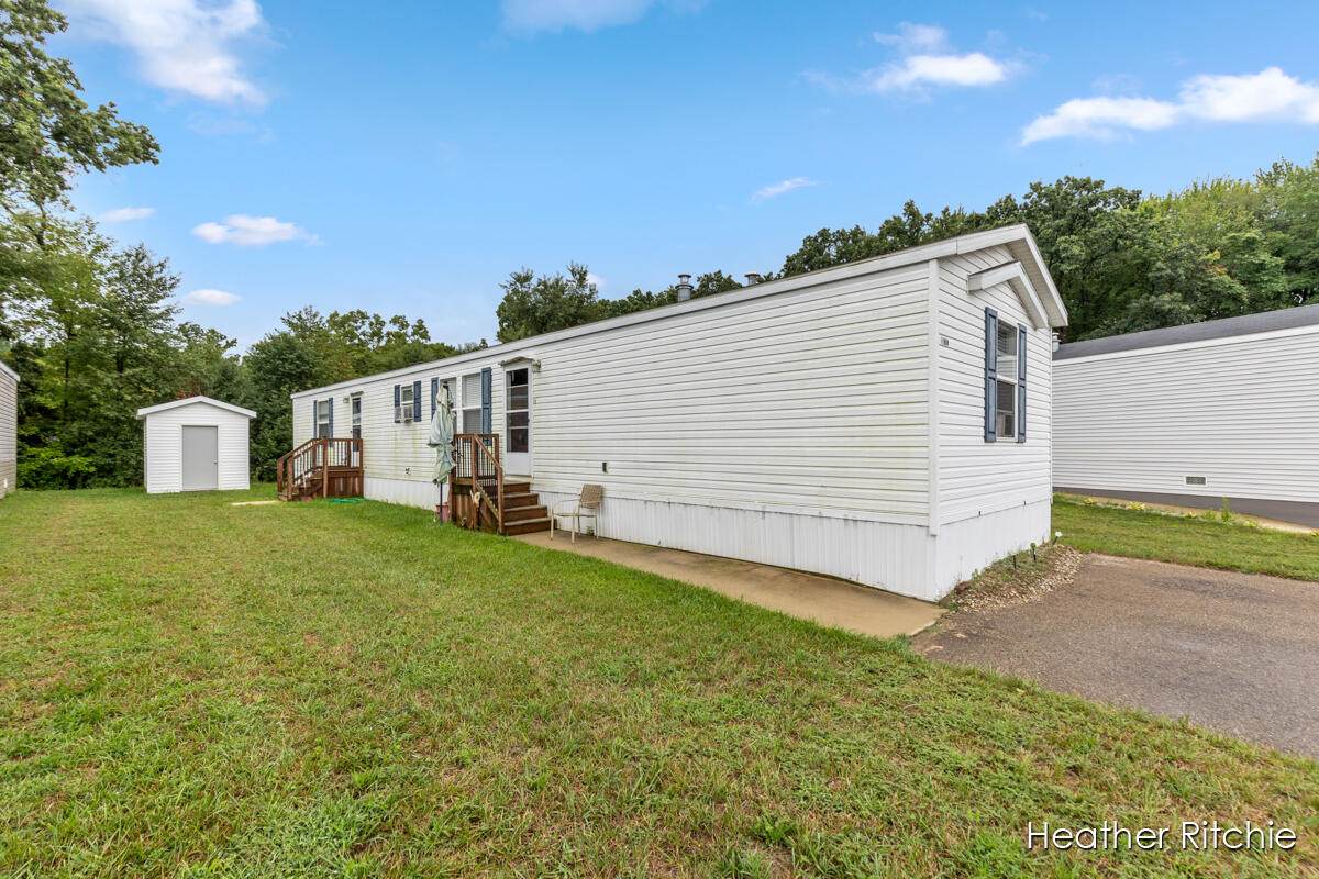 11908 Erica - Photo 1