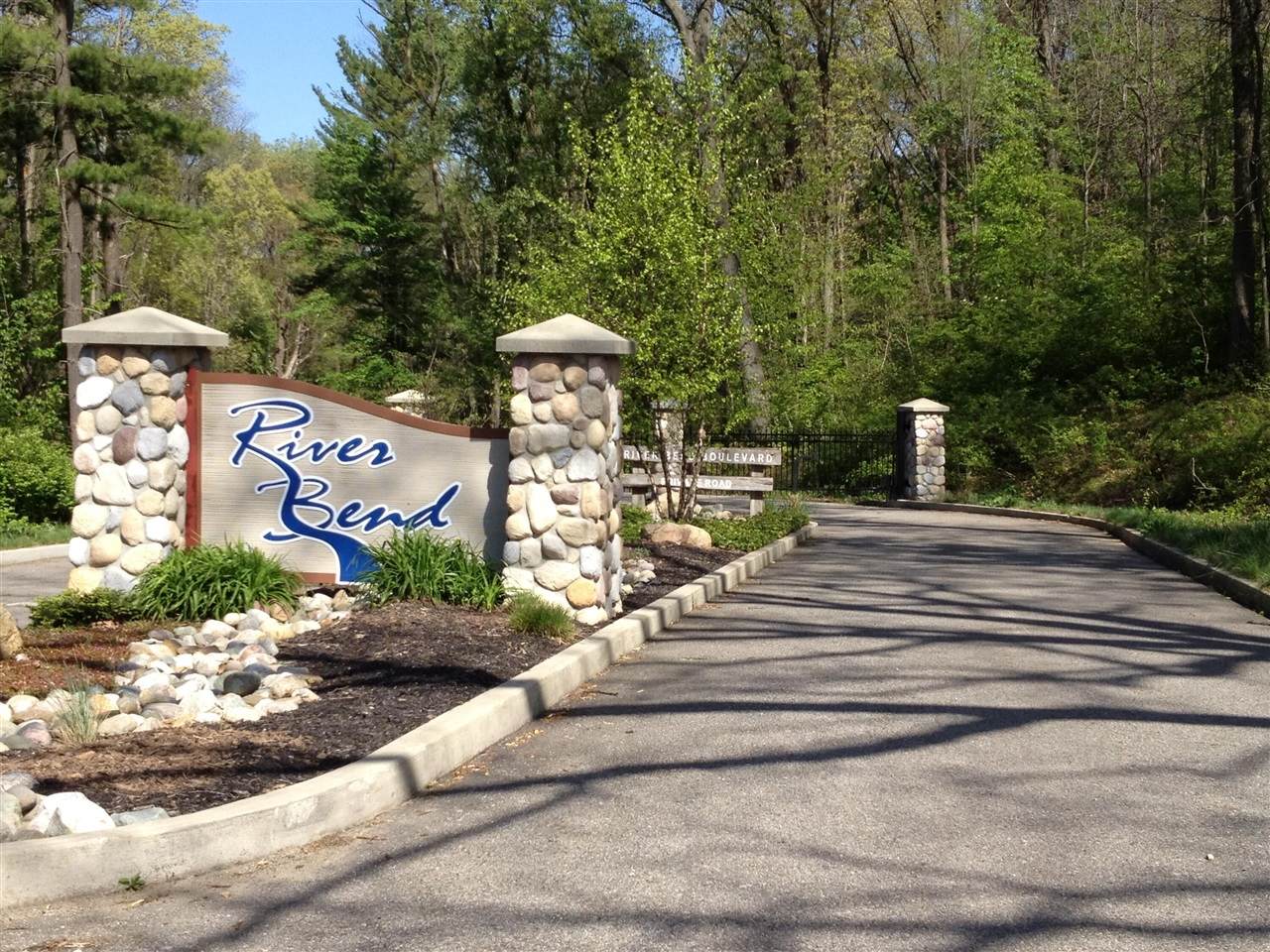 1630 Forest - Photo 1