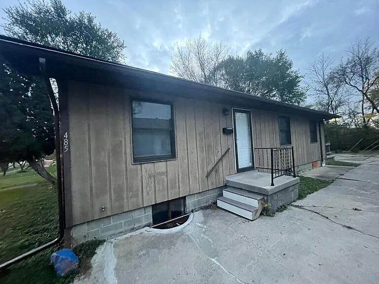 485 Jefferson - Photo 1