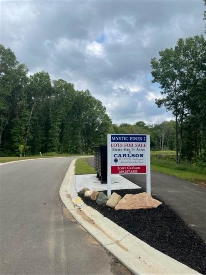 8427 Knotty Pine - Photo 1