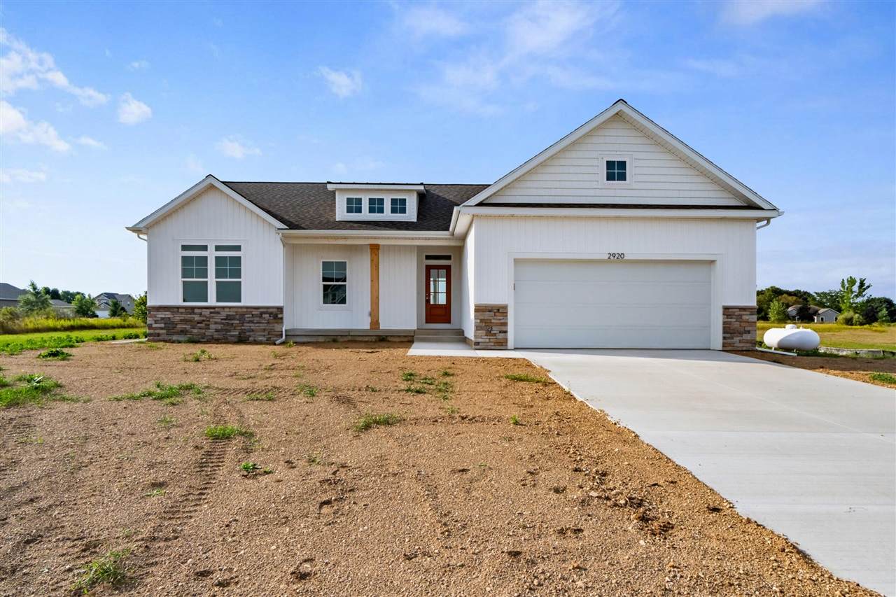 2920 Boulder Creek - Photo 1