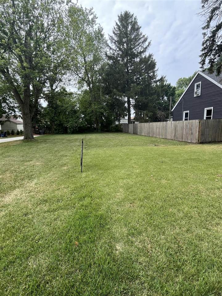 538 Humphrey - Photo 1