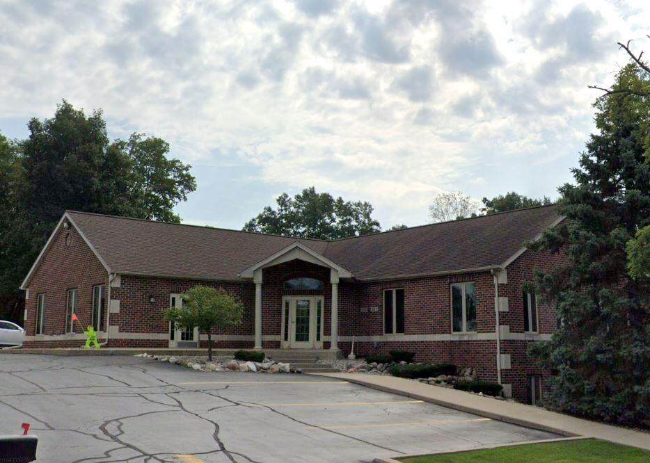 8125 Valleywood - Photo 1