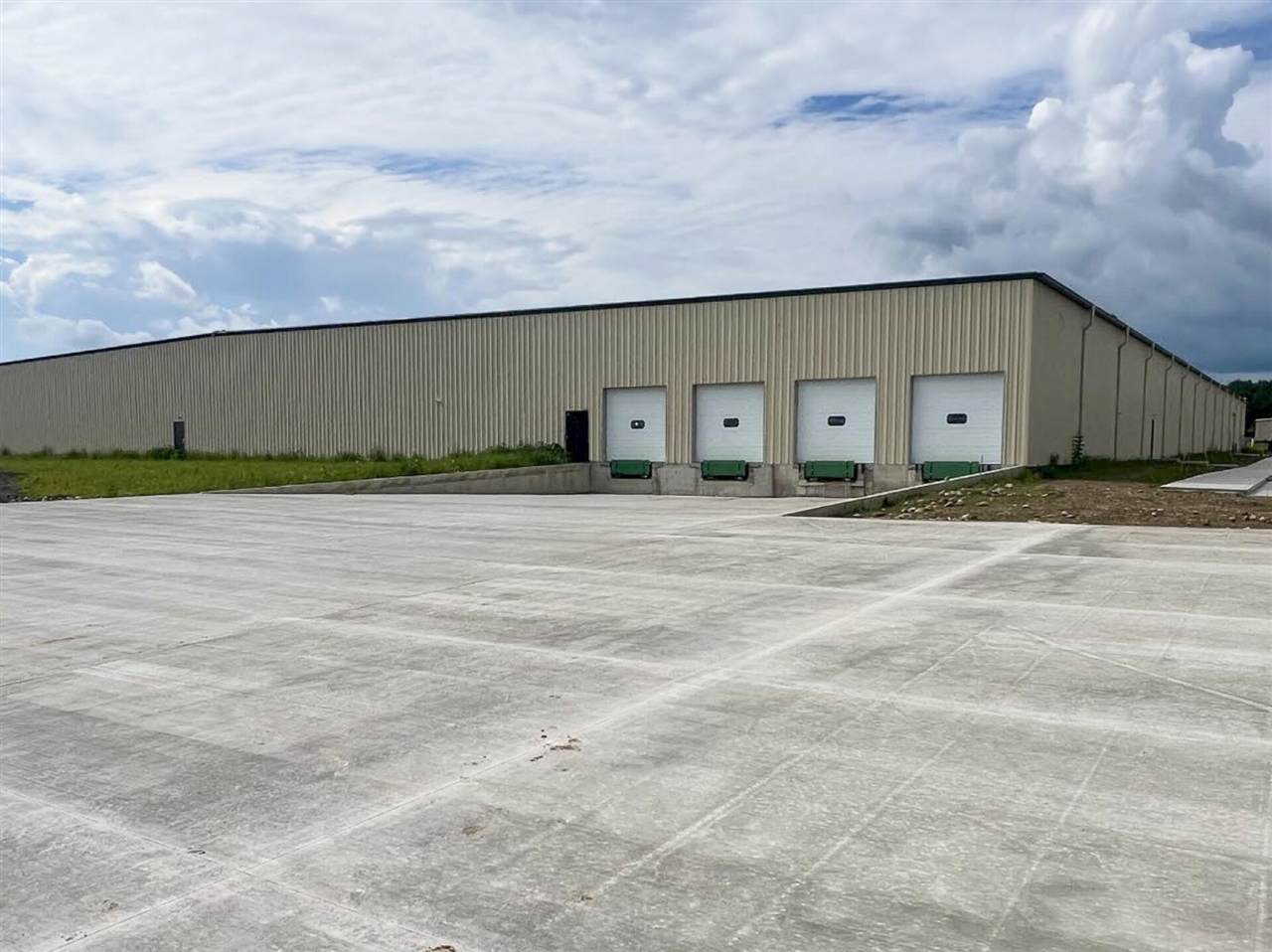 990 Haines - Photo 1