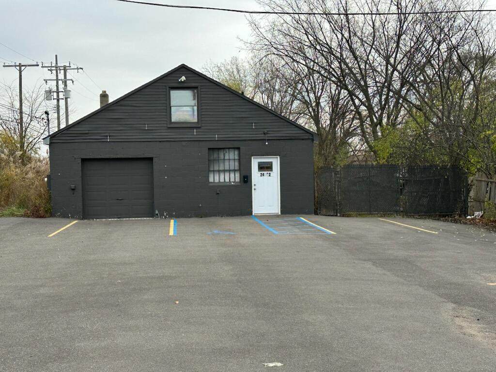 24062 Orchard Lake - Photo 1