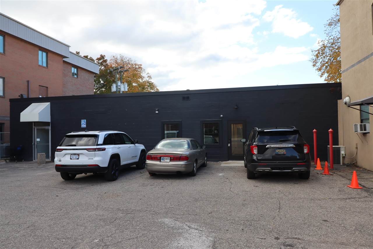 228 Michigan - Photo 1