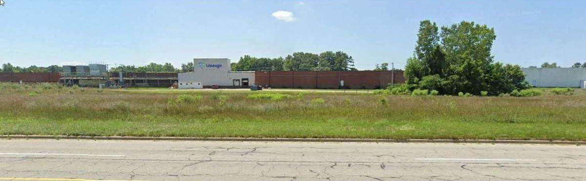 2875 Pipestone - Photo 1