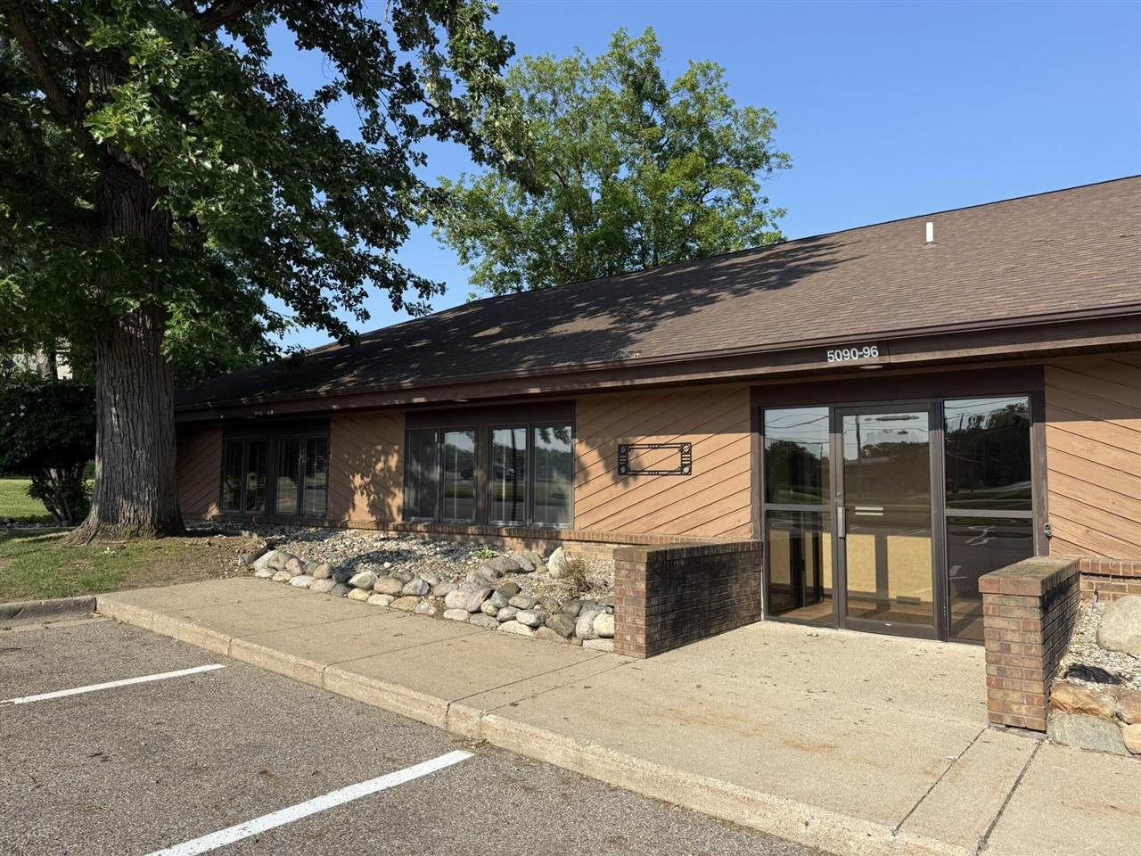 5096 Lovers - Photo 1