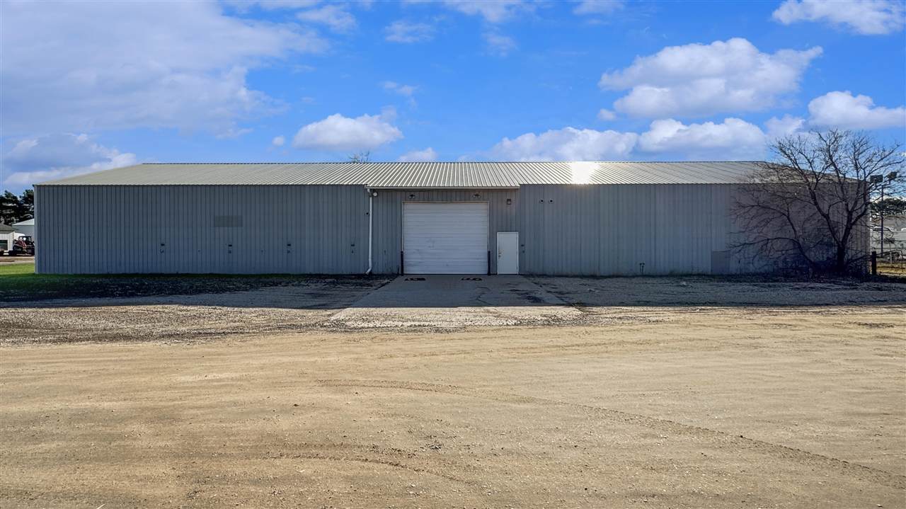 291 Hanthorn - Photo 1