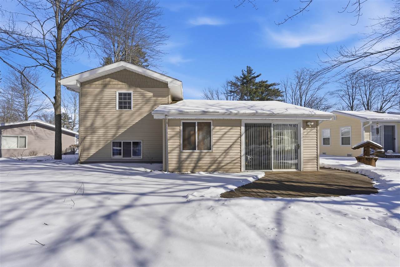 5184 Pleasant - Photo 1