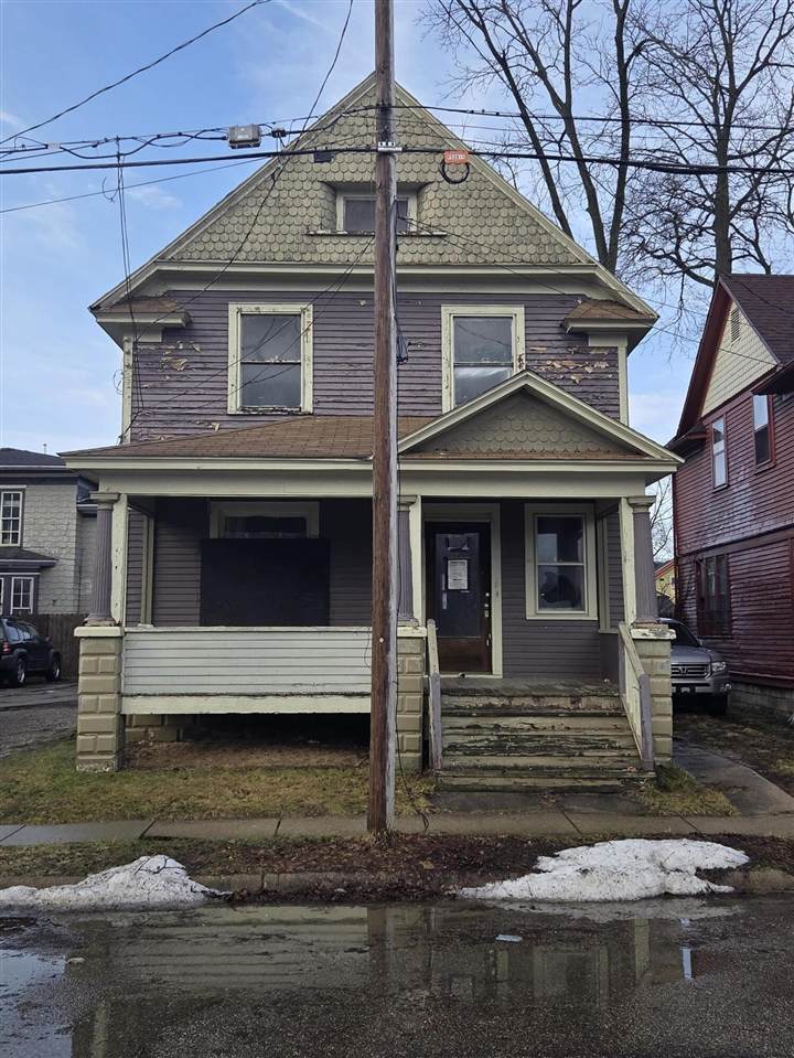 528 Potter - Photo 1