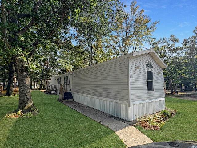 20101 Tamarack - Photo 1