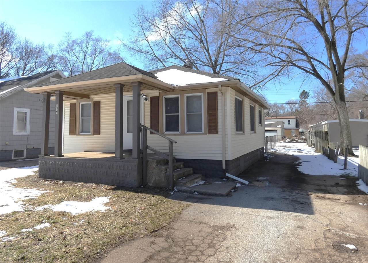 1342 Monroe - Photo 1