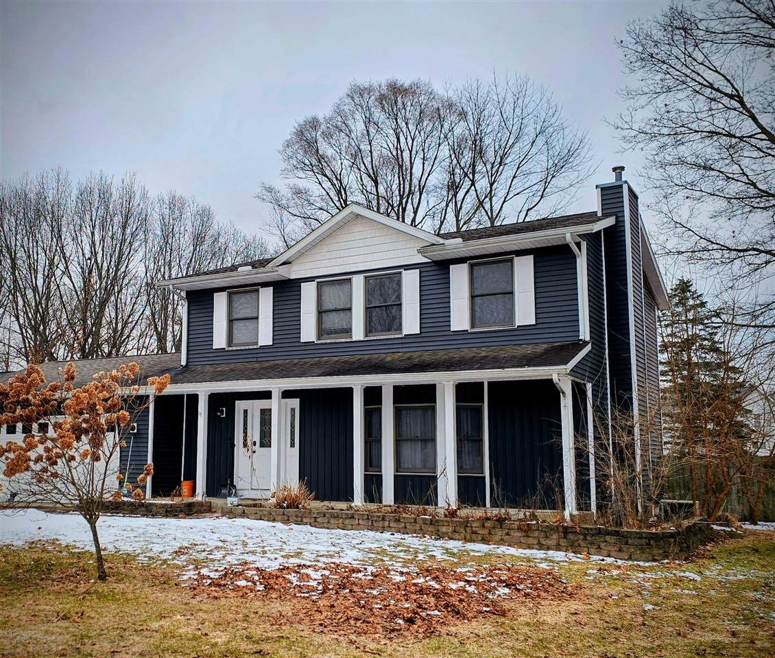 1009 Barton - Photo 1