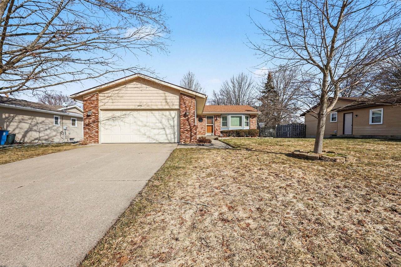 4475 Sutton - Photo 1