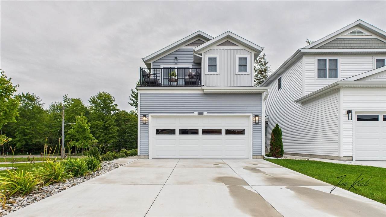 7230 Atwater - Photo 1