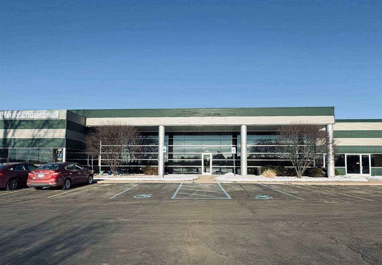 4775 Campus - Photo 1