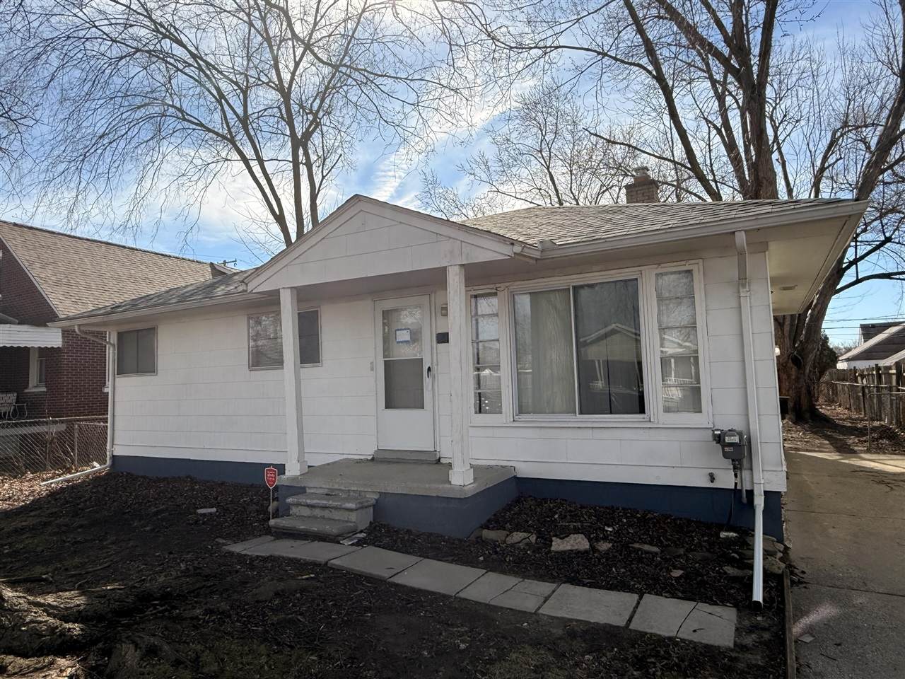 8134 Hudson - Photo 1