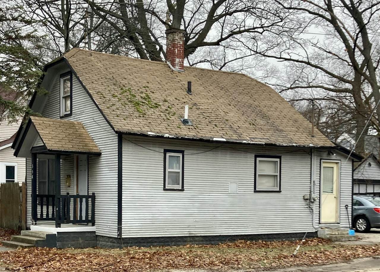 358 Columbia - Photo 1
