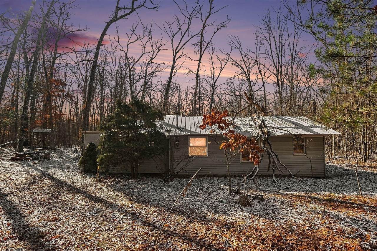 810 3 Mile - Photo 1