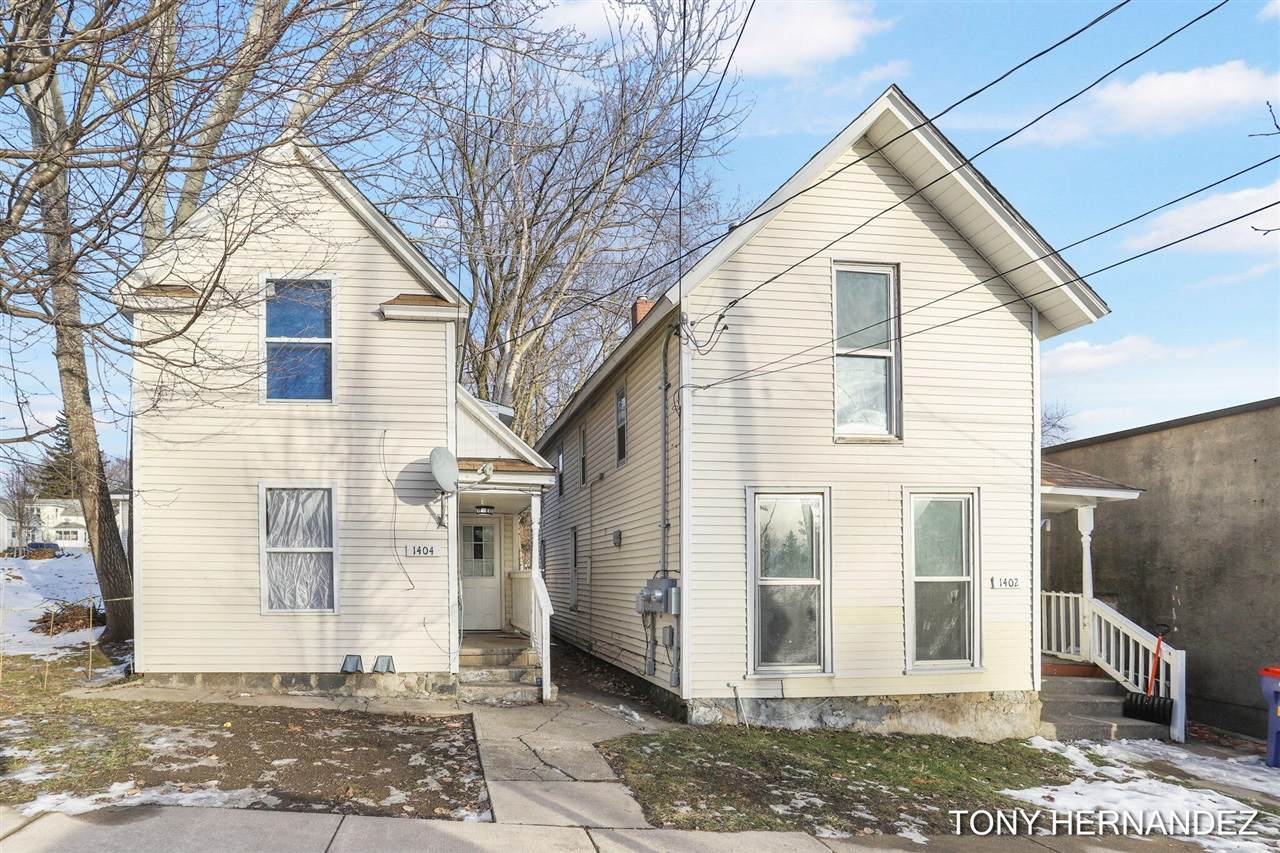 1402 North - Photo 1