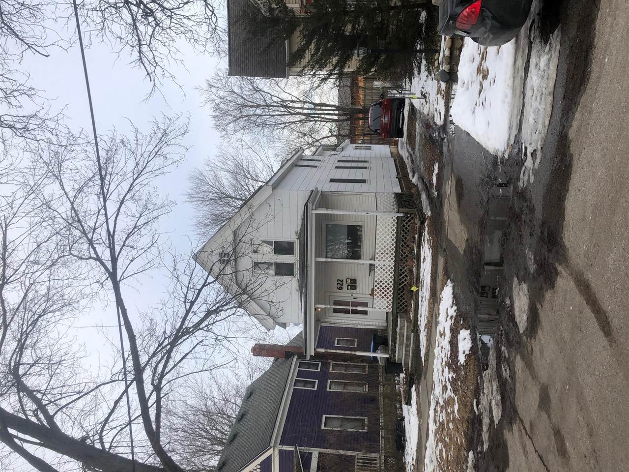 622 Adams - Photo 1