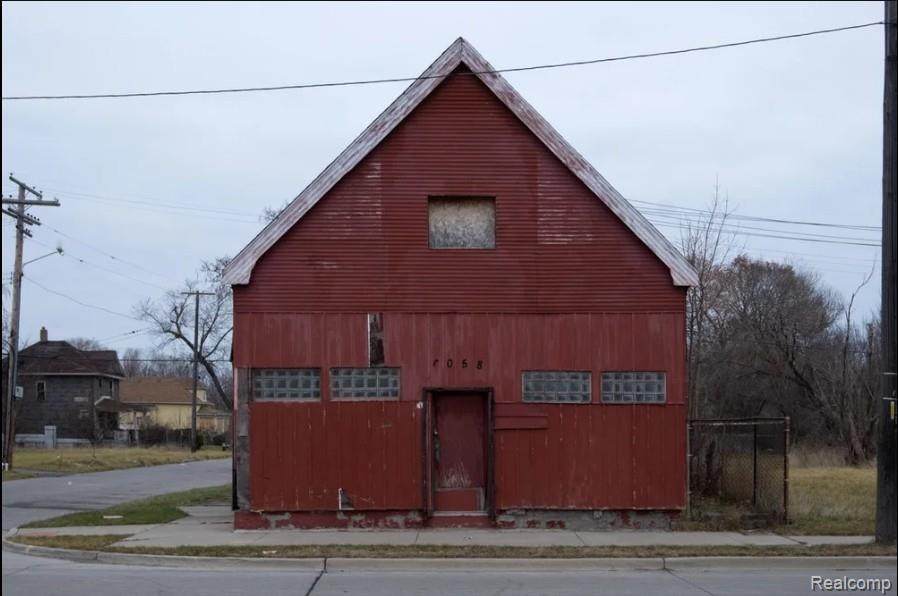 6058 Van Dyke - Photo 1