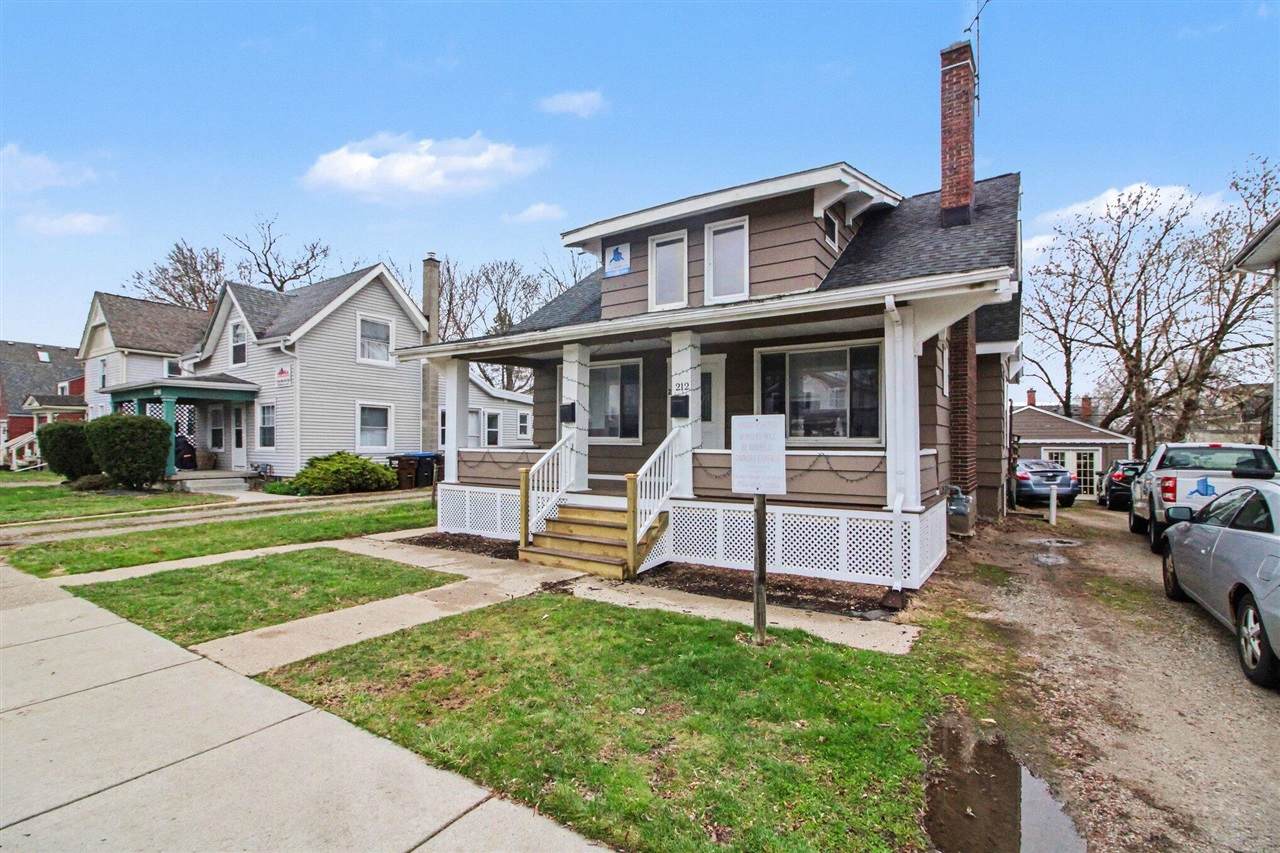 212 Summit - Photo 1