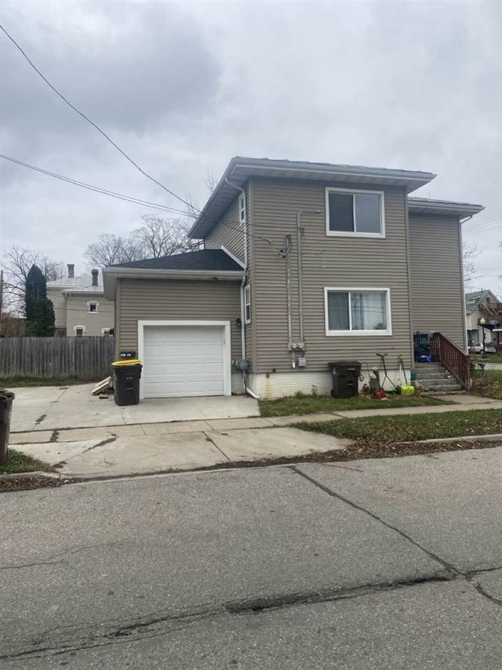258 Adams - Photo 1