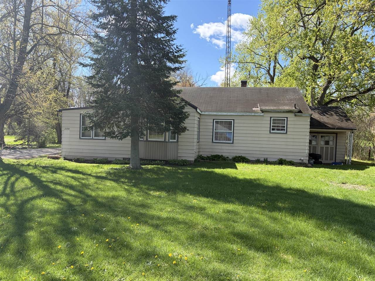 2394 Yankee - Photo 1