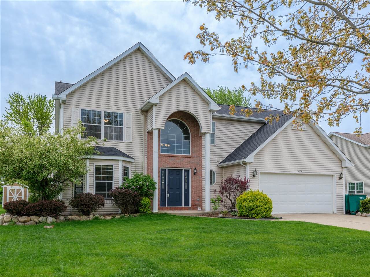 5824 Tradewind - Photo 1